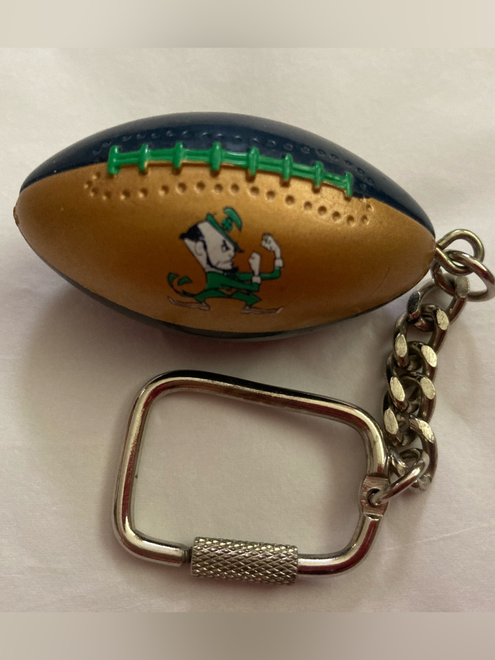 Notre Dame Fighting Irish mini Keychain with Leprechaun Mascot - Gold & Navy